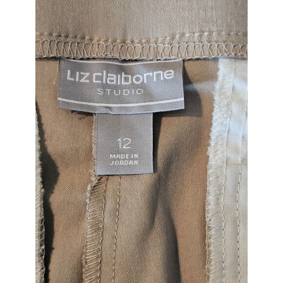 Liz Claiborne Studio Crop Sits At Waist Pants Women’s Size 12 Cream NWT - Picture 6 of 11